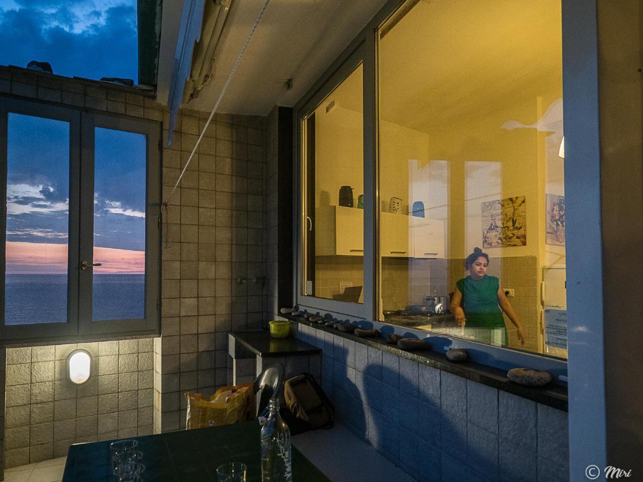 Unda de Ma Sea View Terrace Apartment Vernazza Exterior foto